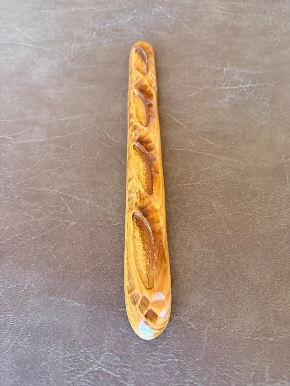 Cuzin Vintage Wooden French Serrated Bread Knife